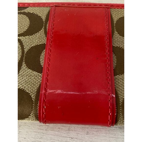 COACH SMALL TAN CANVAS SIGNATURE AND PINK LEATHER WRISTLET - Picture 4 of 9